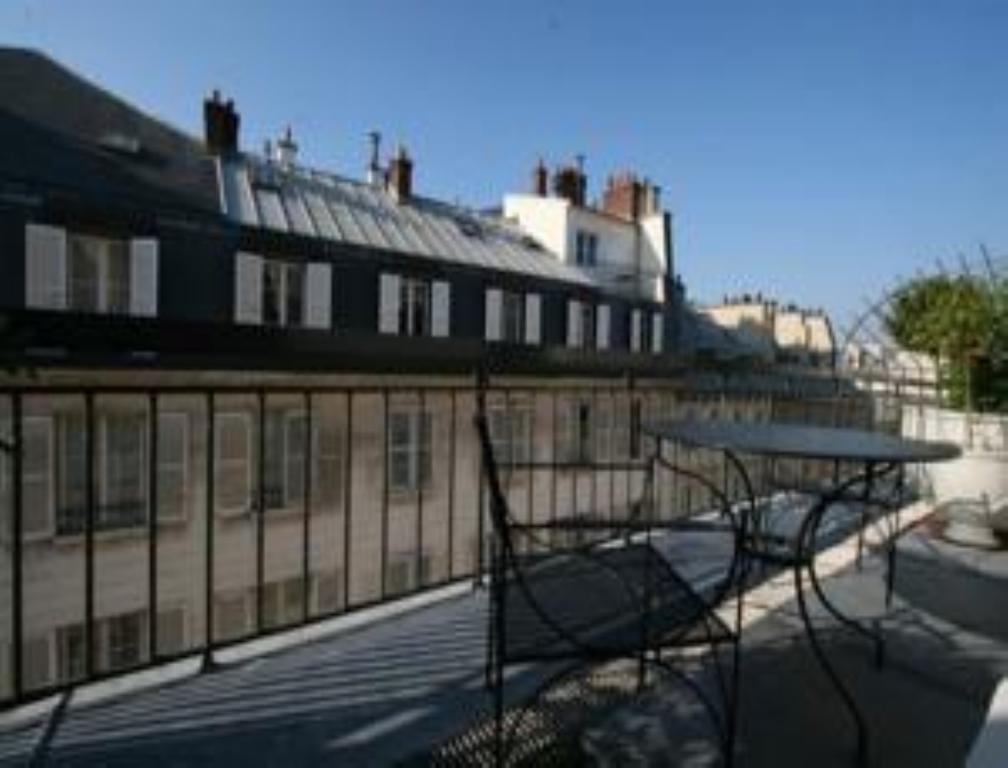Baume Paris