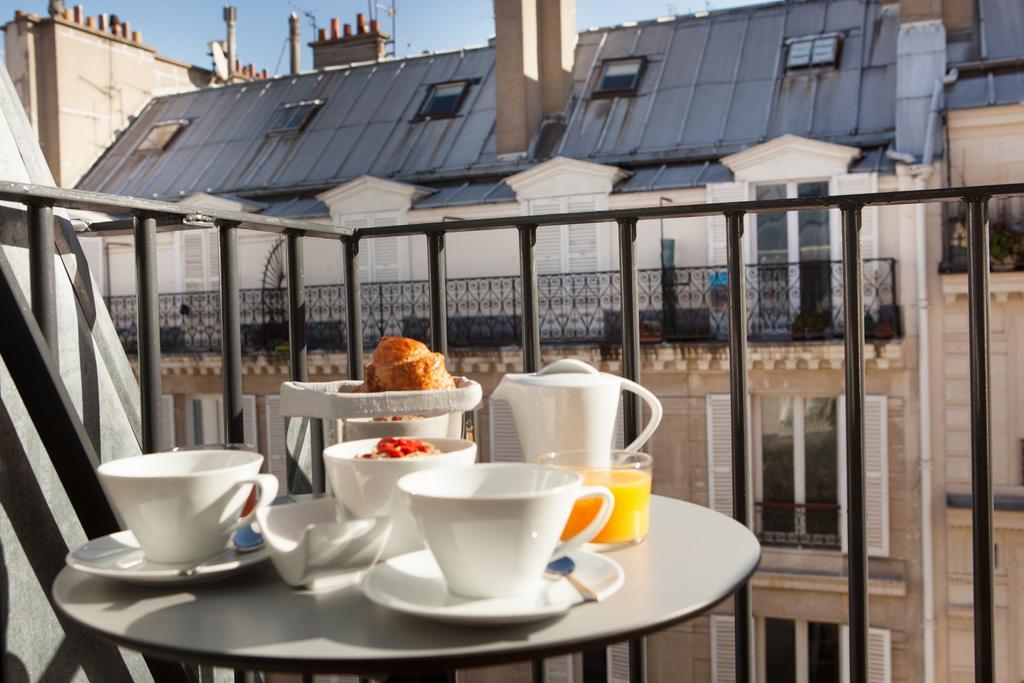 Hotel La Lanterne & By Timhotel 4*