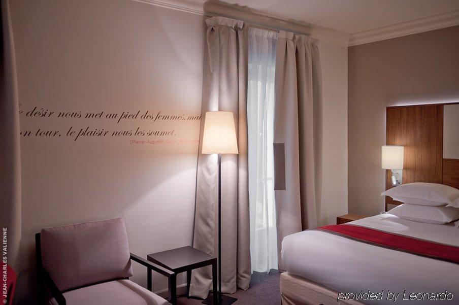 Hotel Le Tourville Eiffel 4*