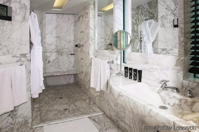 Square Hotel 5*