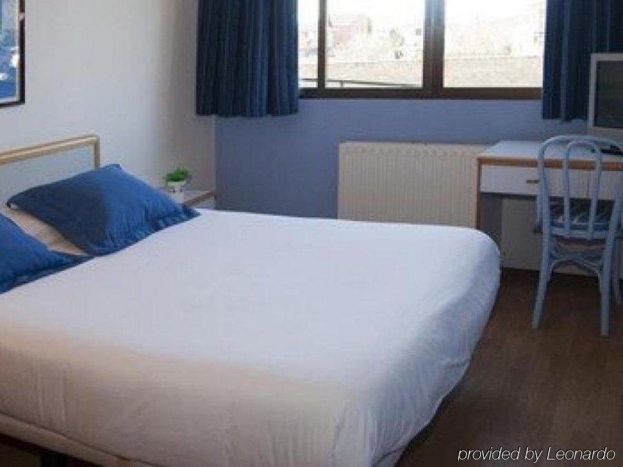 Mayet Hotel