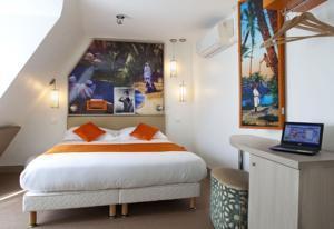 Mayet Hotel 3*
