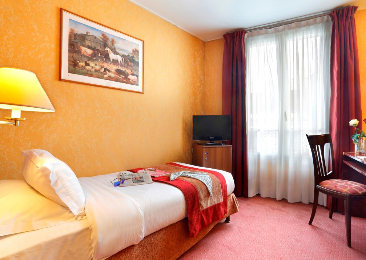 Paix Republique Hotel Paris