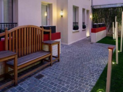 Hotel Western Premier Faubourg 88