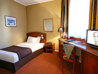 Hotel Western Au Trocadero Paris