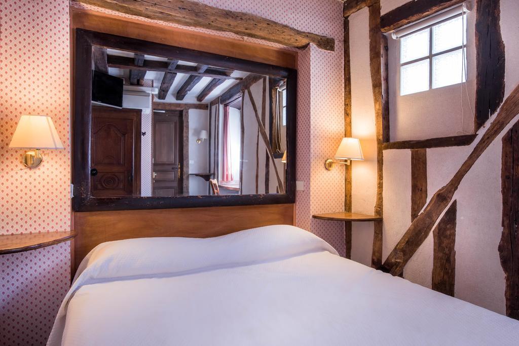 Hotel Du Lys Paris