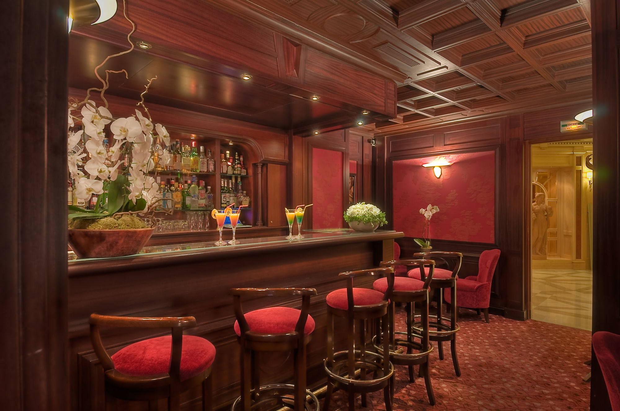Hotel Rochester Champs Elysees 4*