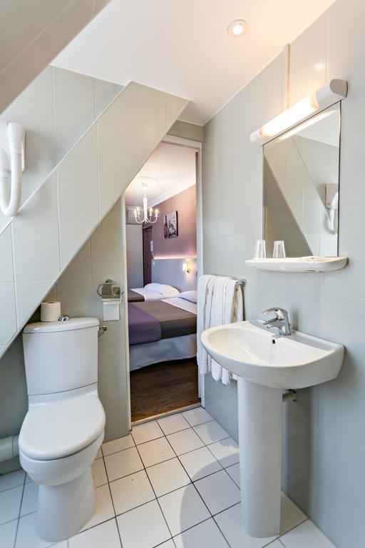 Modern Hotel