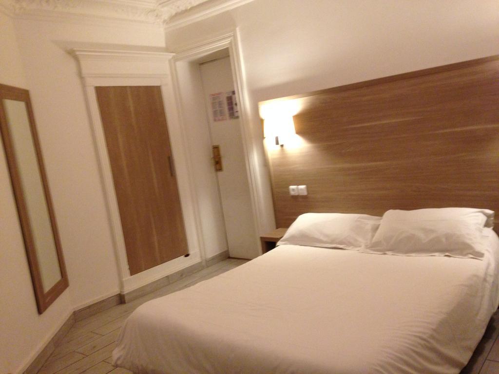 Montana Lafayette Paris