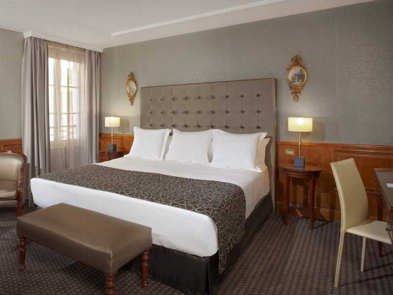Hotel Melia Vendome 4*