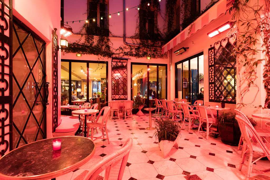 Hotel Grand Amour