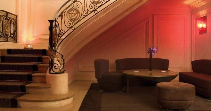 Pershing Hall Hotel