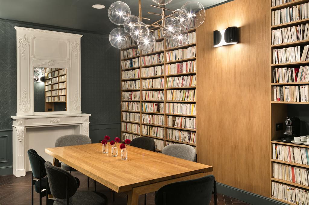 Square Louvois Hotel 4*