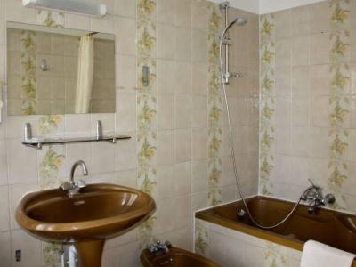Le Twelve 3* Paris
