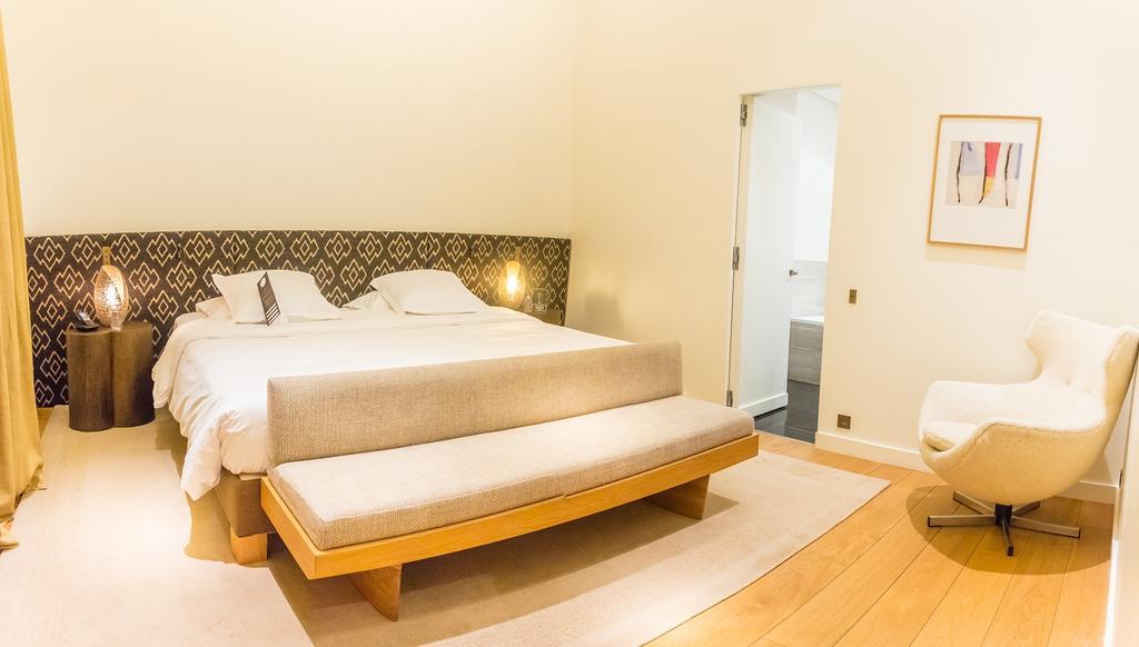 Hotel Marignan Champs-elysees Paris