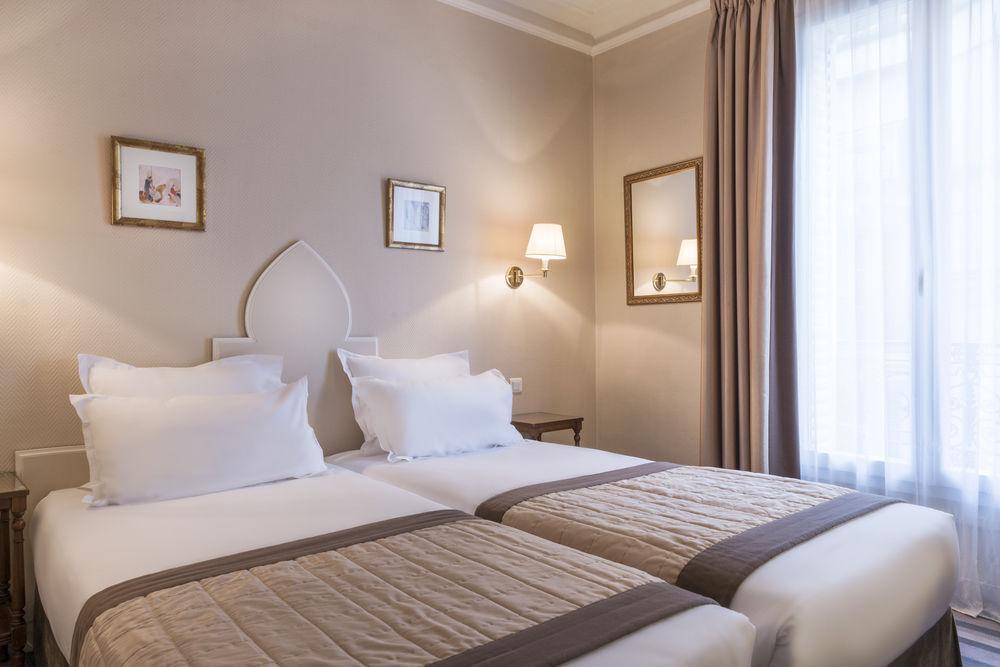 Magda Champs Elysées Hotel 3*