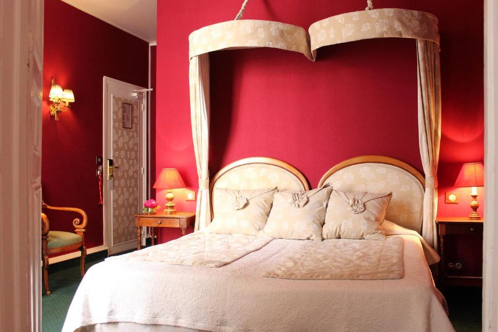 Hotel De La Bretonnerie 3*