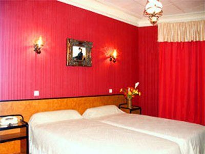 Hipotel Voltaire Bastille 3* Paris