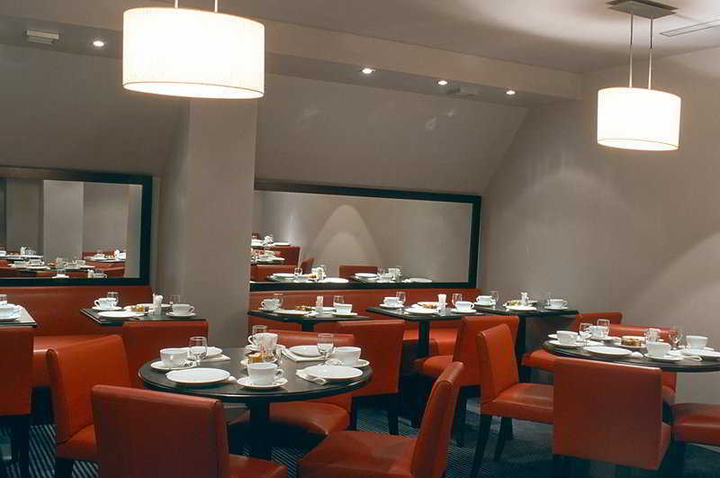 Le Senat 4* Paris