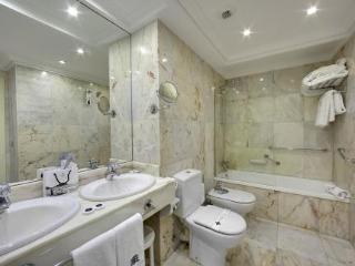 Des Vosges Hotel Paris