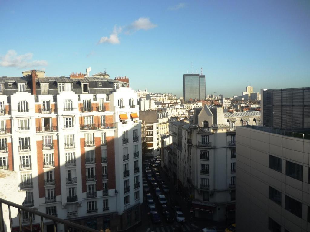 Mary's Paris