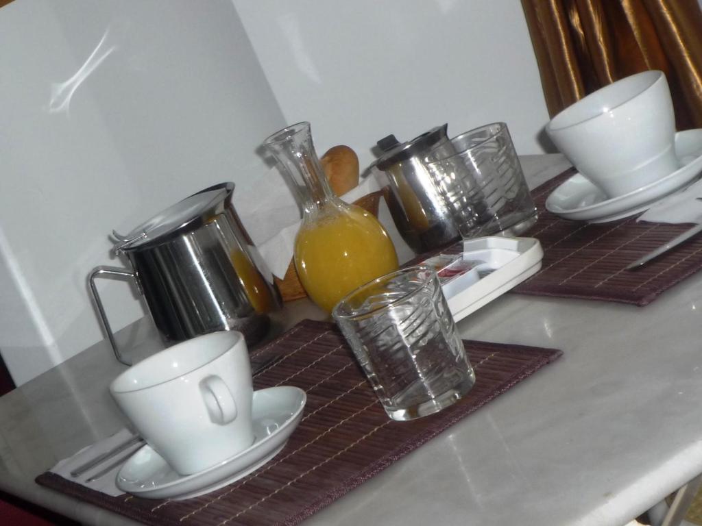Mary's Hotel *