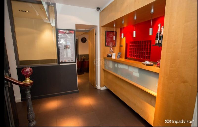 Hotel Grand Leveque 3*