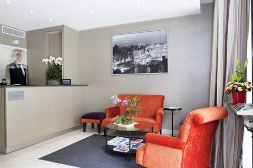 Le Relais Saint Charles 3* Paris