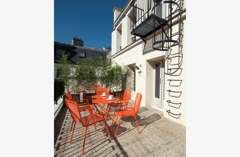 Helzear Champs-elysees 4* Paris