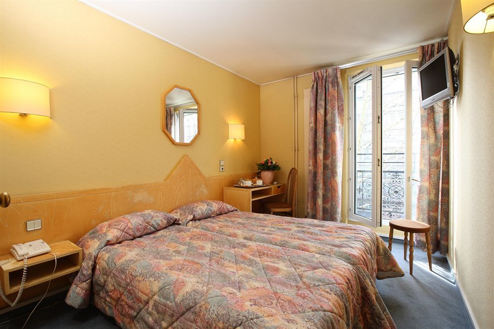 Sunny Paris
