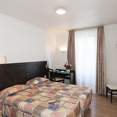 Amiot Hotel