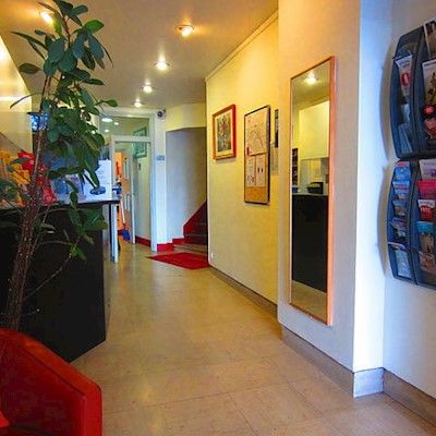 Amiot 2* Paris