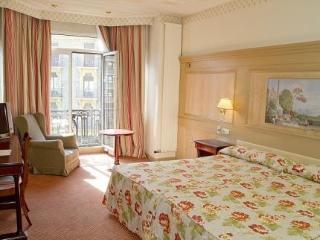 Des Vosges Hotel Paris