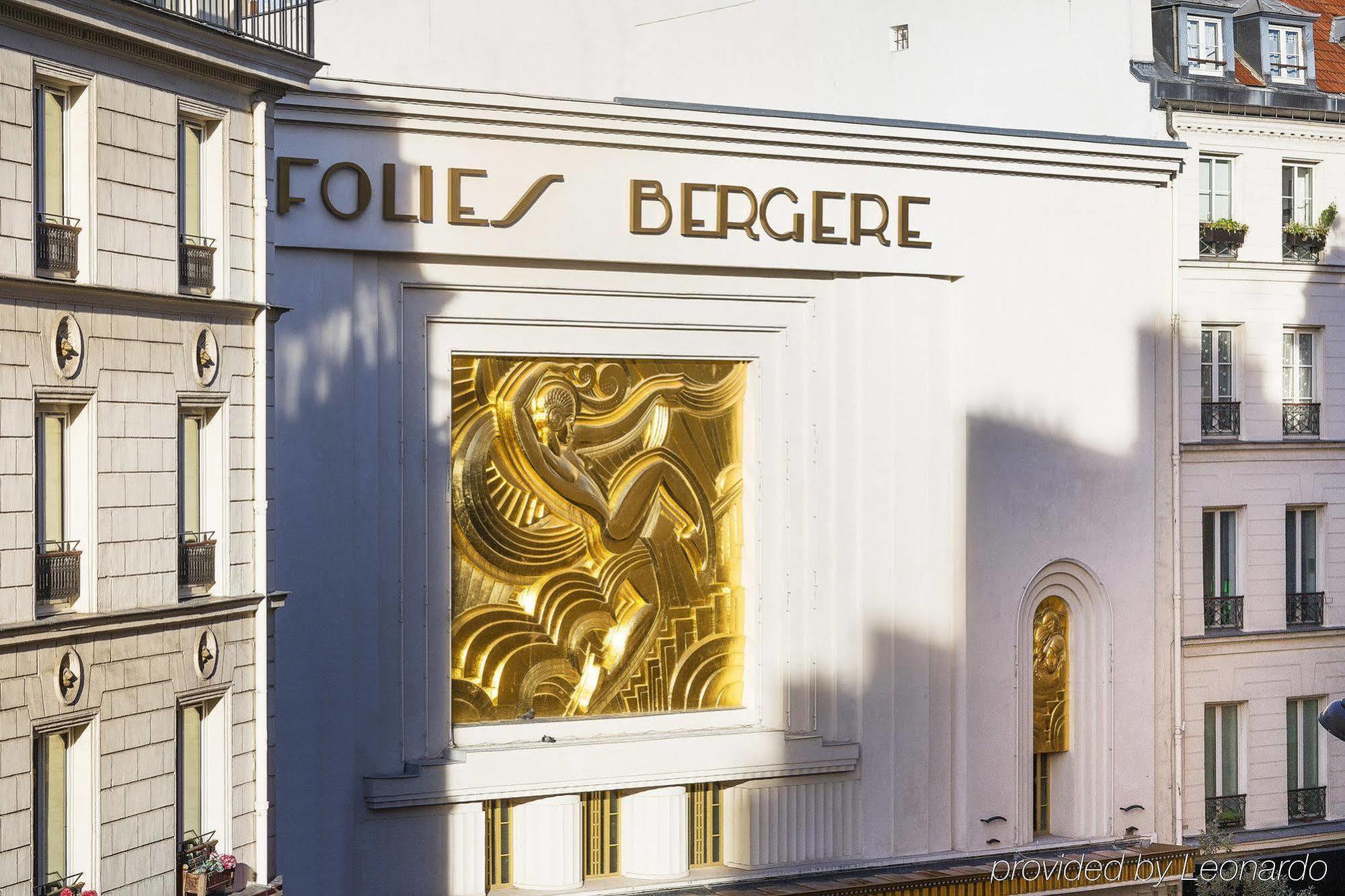 Maxim Folies Hotel Paris