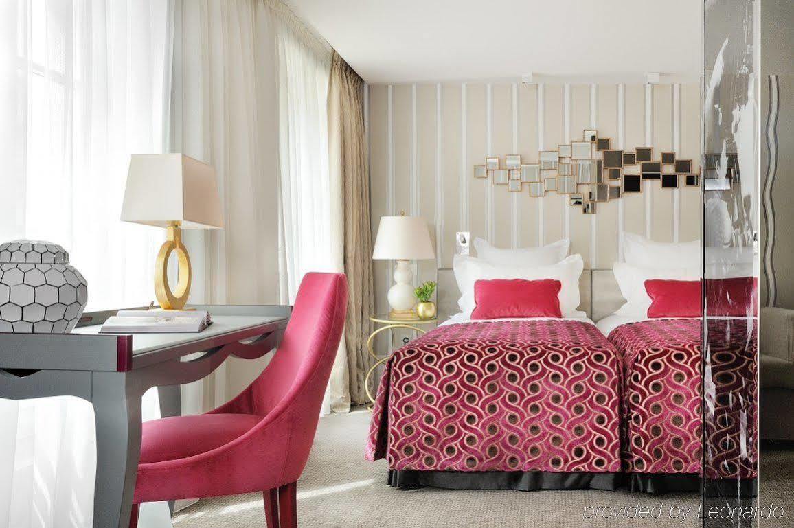 Baume Hotel