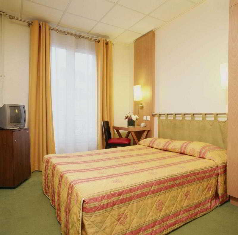 Hotel Montparnasse Alesia Paris