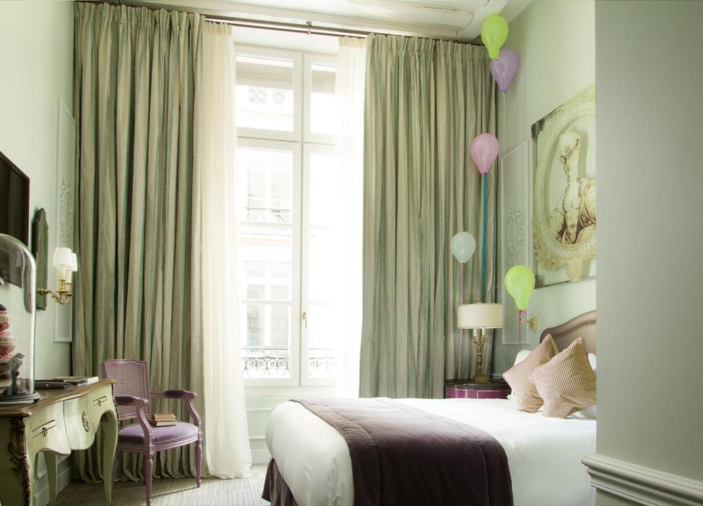 Hotel La Maison Favart Paris