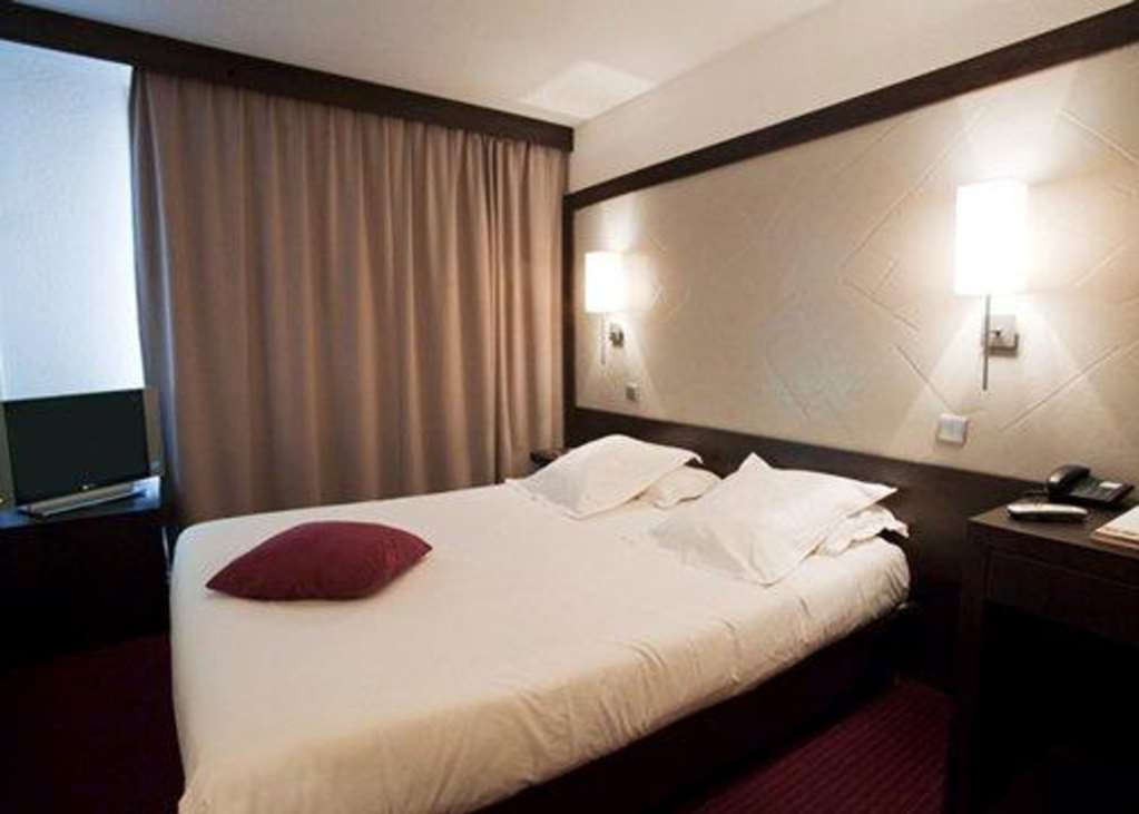 Hotel Quality Hotel&suites Bercy Bibliothèque By Happyculture 3*