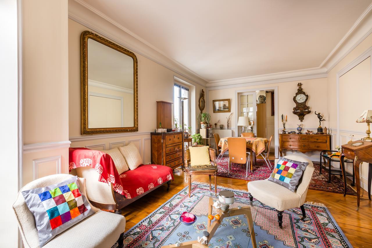 Veeve - Overlooking The Seine On Ile De La Cite Apartment *