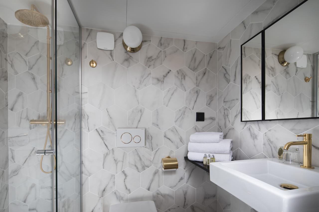 Hotel Maxim Folies