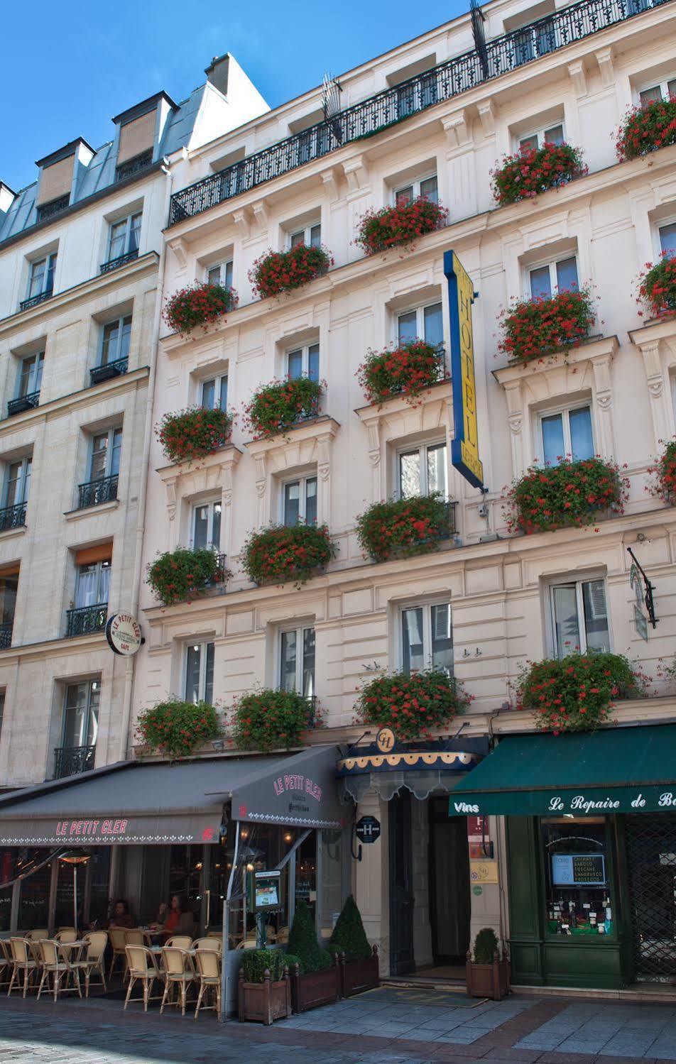 Grand Leveque Hotel 3*