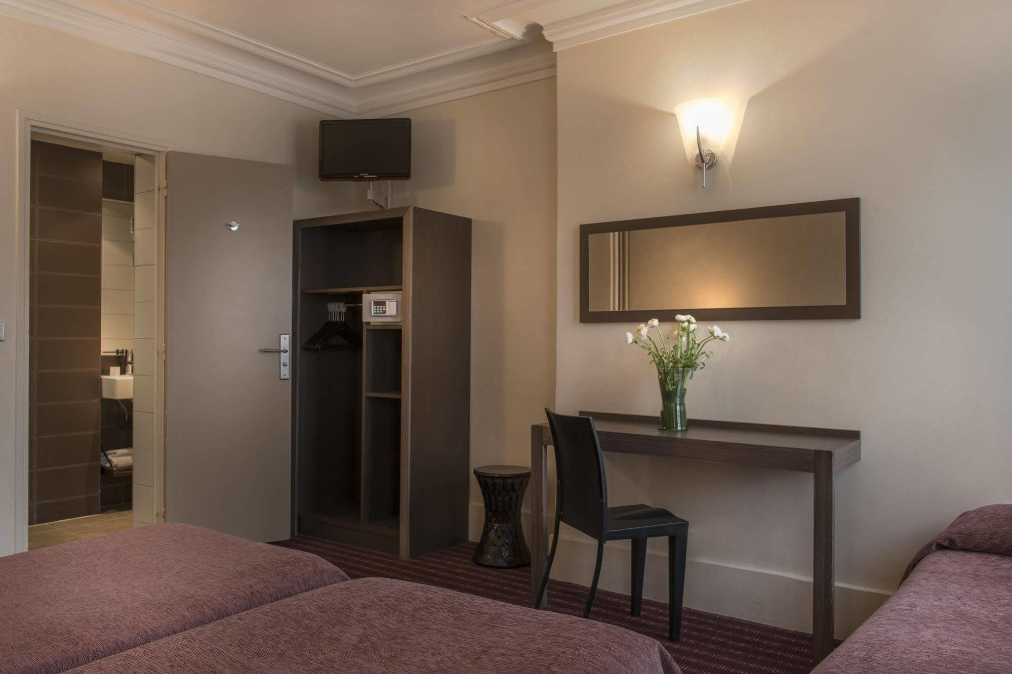 Hotel Grand Leveque 3*