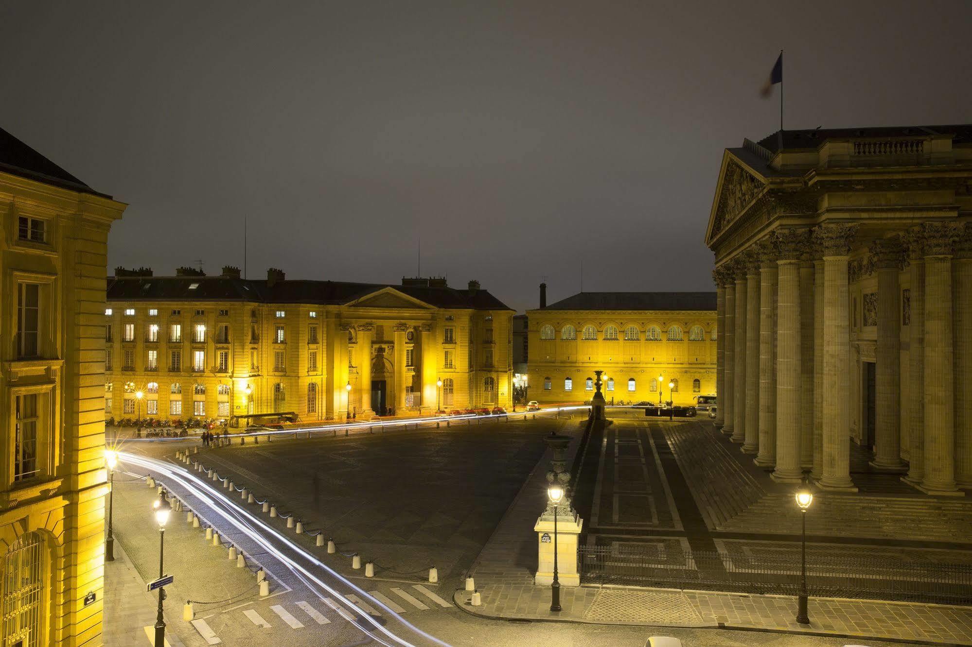 Hotel Les Dames Du Pantheon 4*