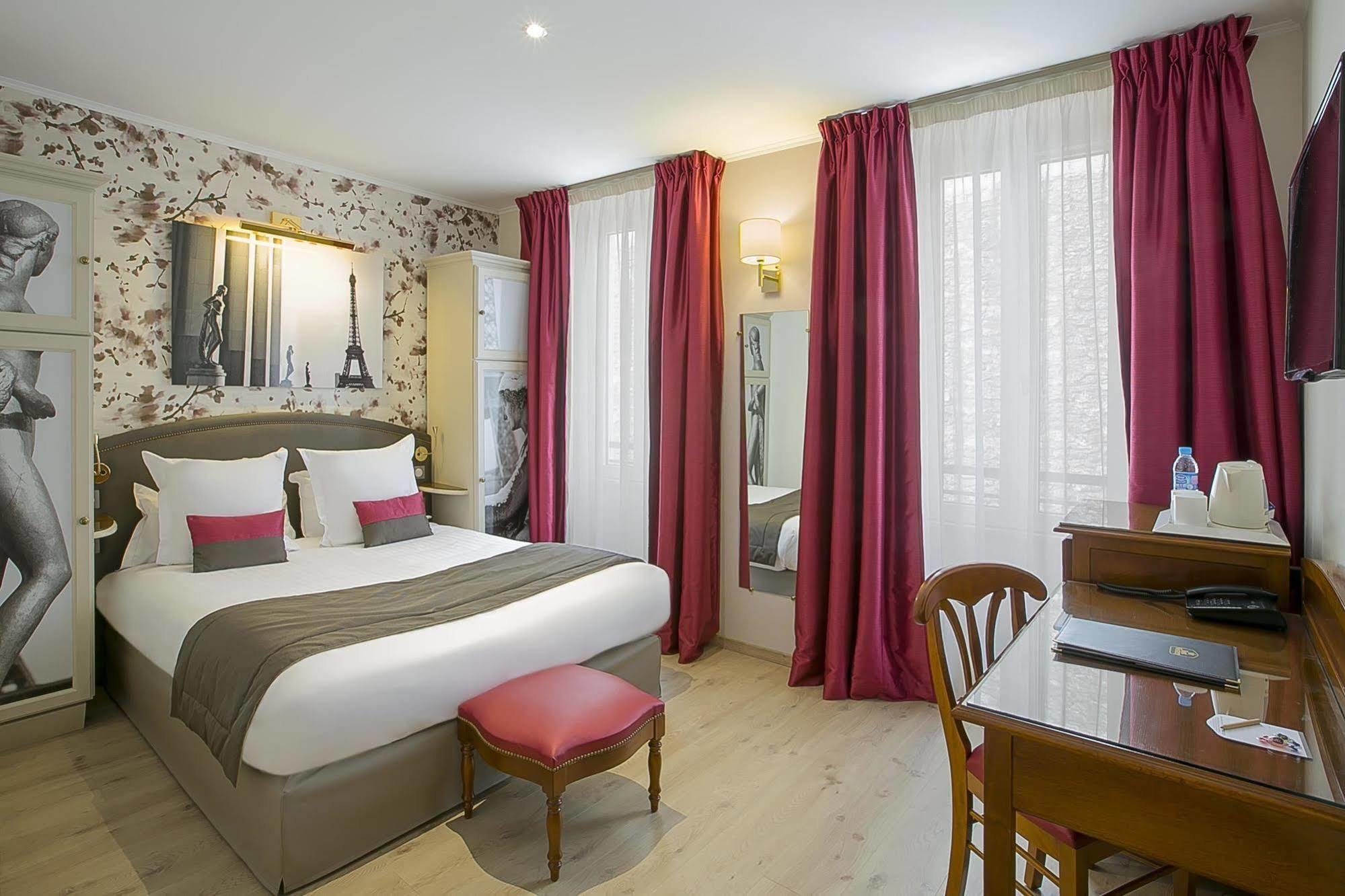 Western Au Trocadero Hotel