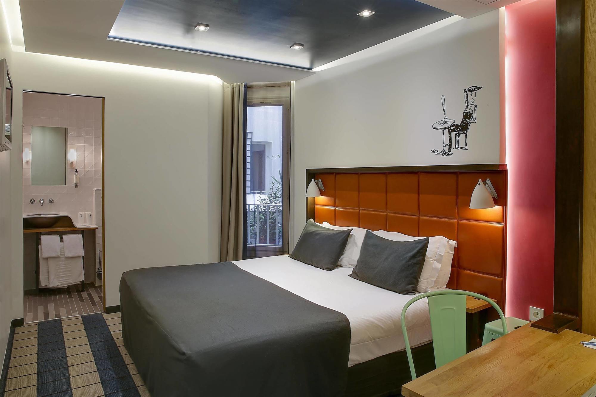 Aulivia Opera Hotel 4*