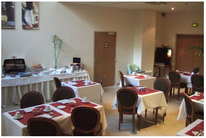 Hotel Amiral 4*