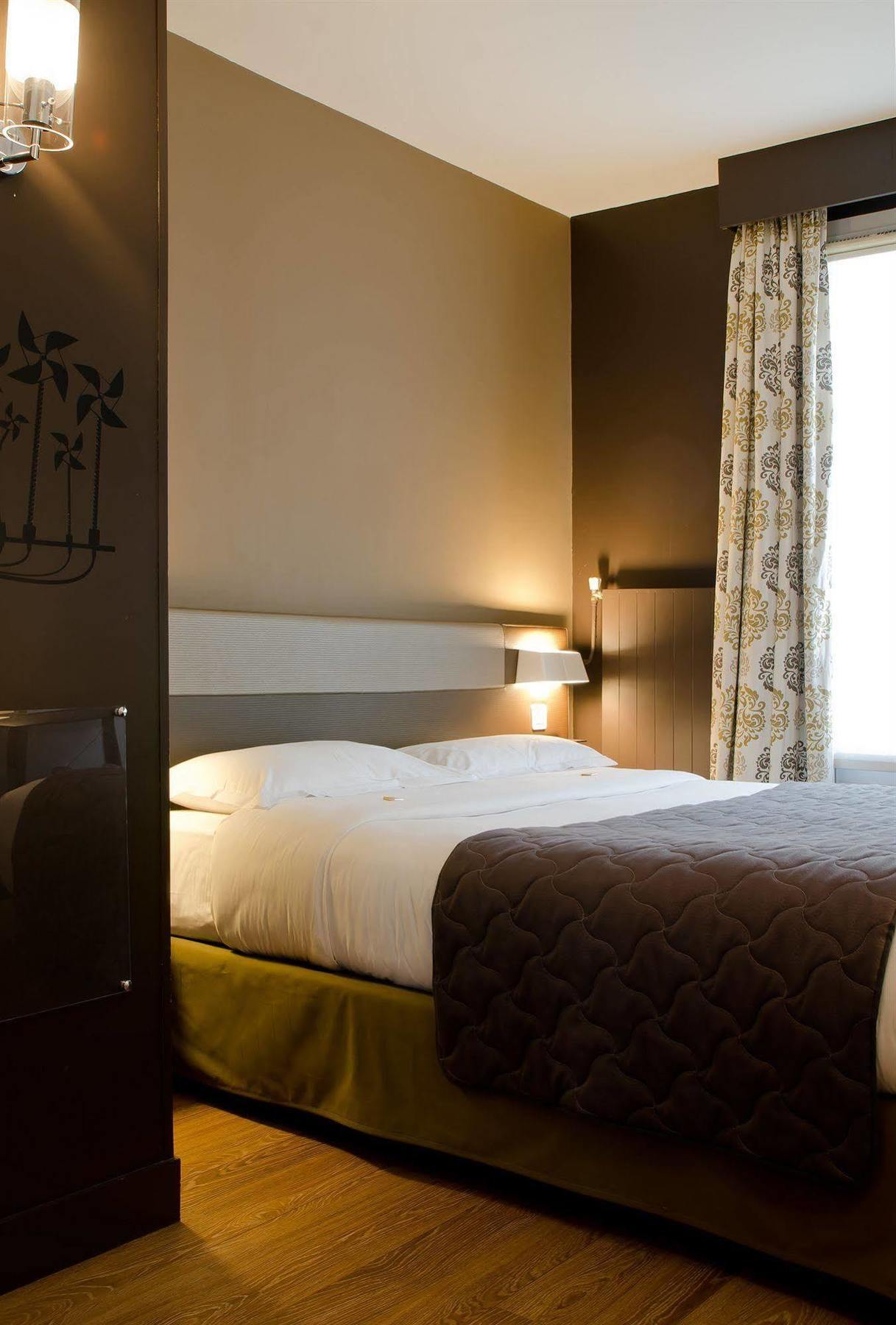 Hotel Tivoli 4*