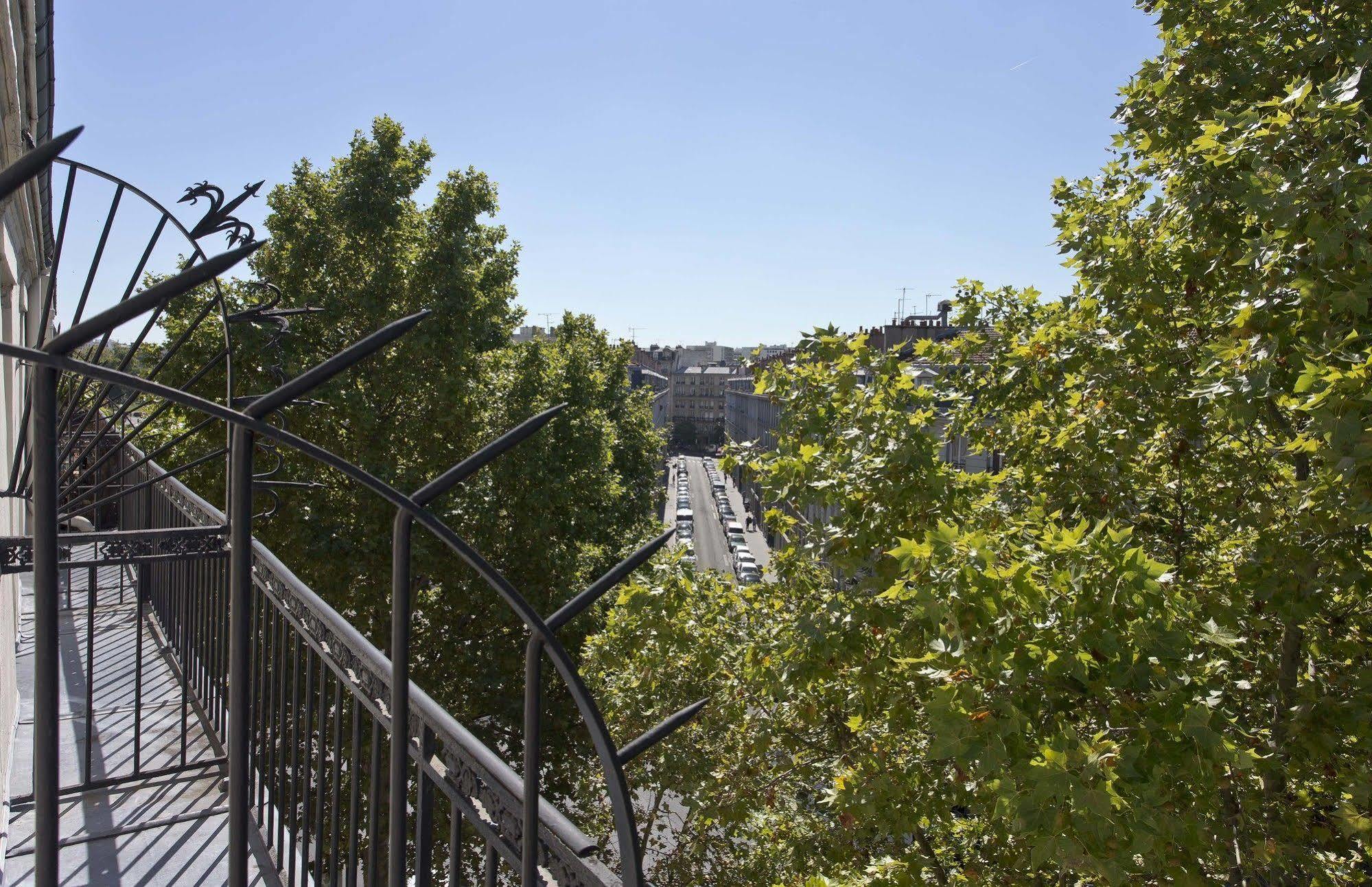 Hotel Du Eugène Paris