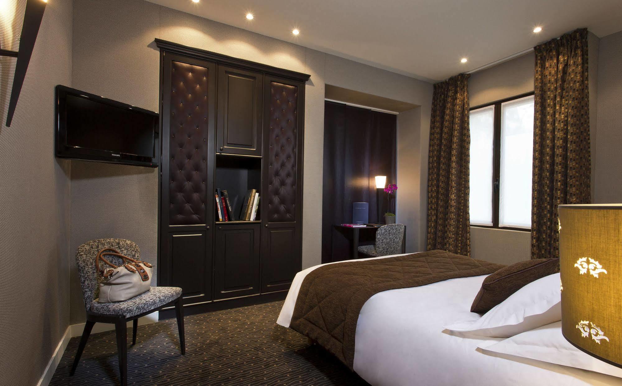 Du Eugène Hotel Paris