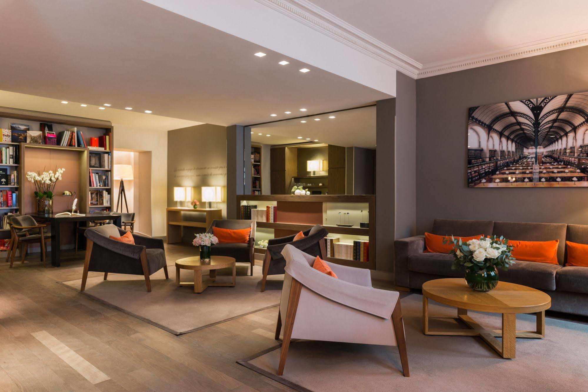 Le Tourville Eiffel Hotel 4*